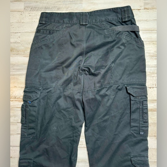 5.11 Tactical Series Ripstop Cargo Pants EMT Police Fire Mens Size 40x36 Black - Picture 9 of 10